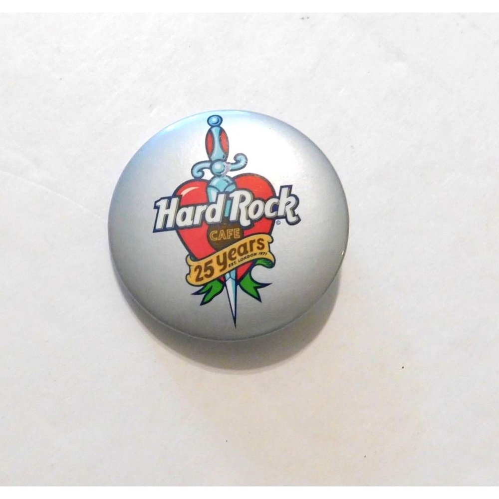 Hard Rock Cafe Vintage 25 Years Button Pin Dagger Heart Est. London 1971 1.5 In